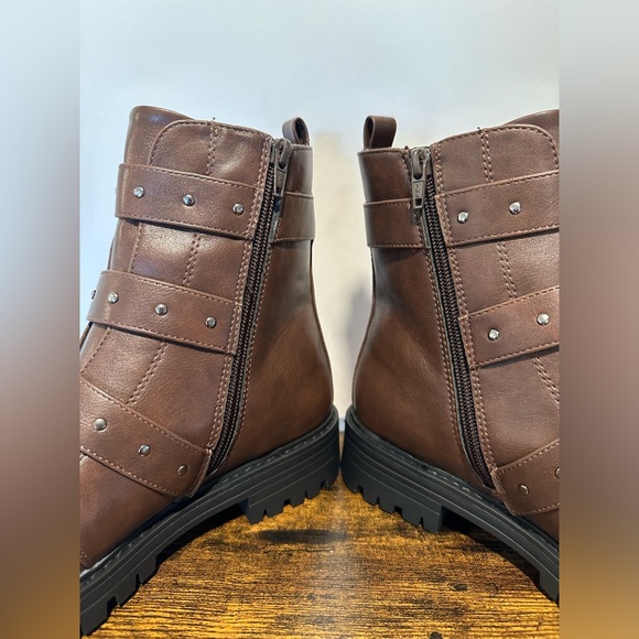 SO Womens Willaa Brown Combat Boots NWT Various Sizes - Picture 7 of 9